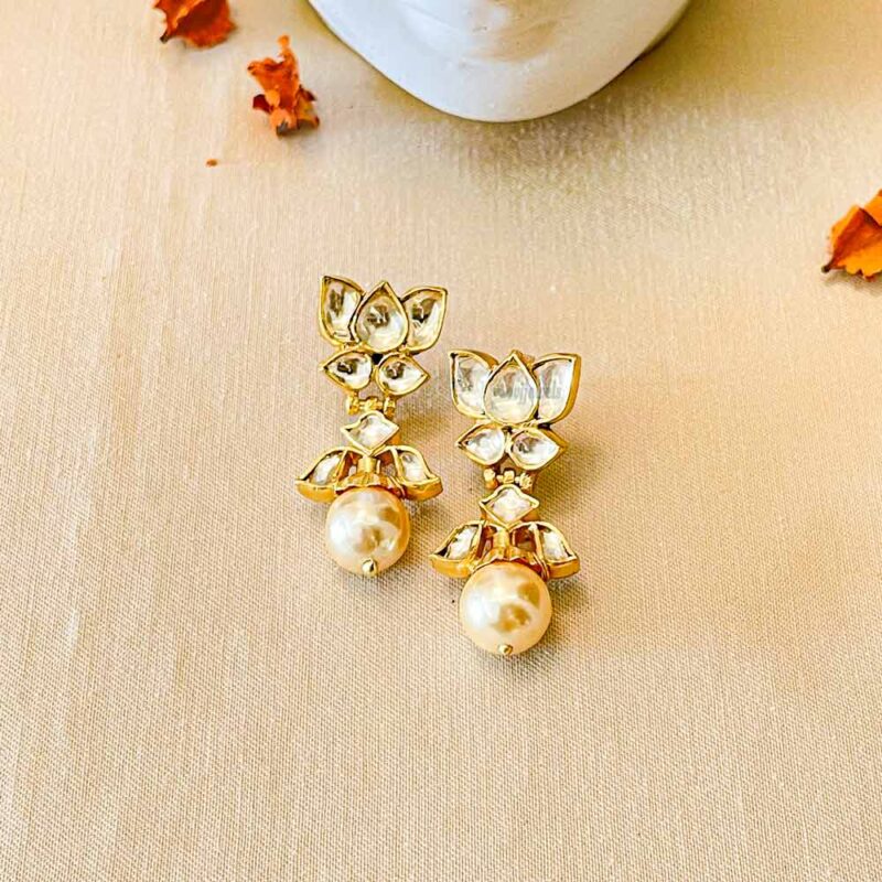 Gold plated silver pearls kundan earring