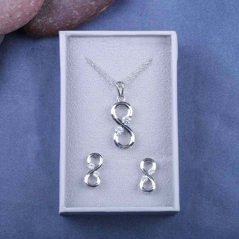 Silver swarovski infinity chain pendant set