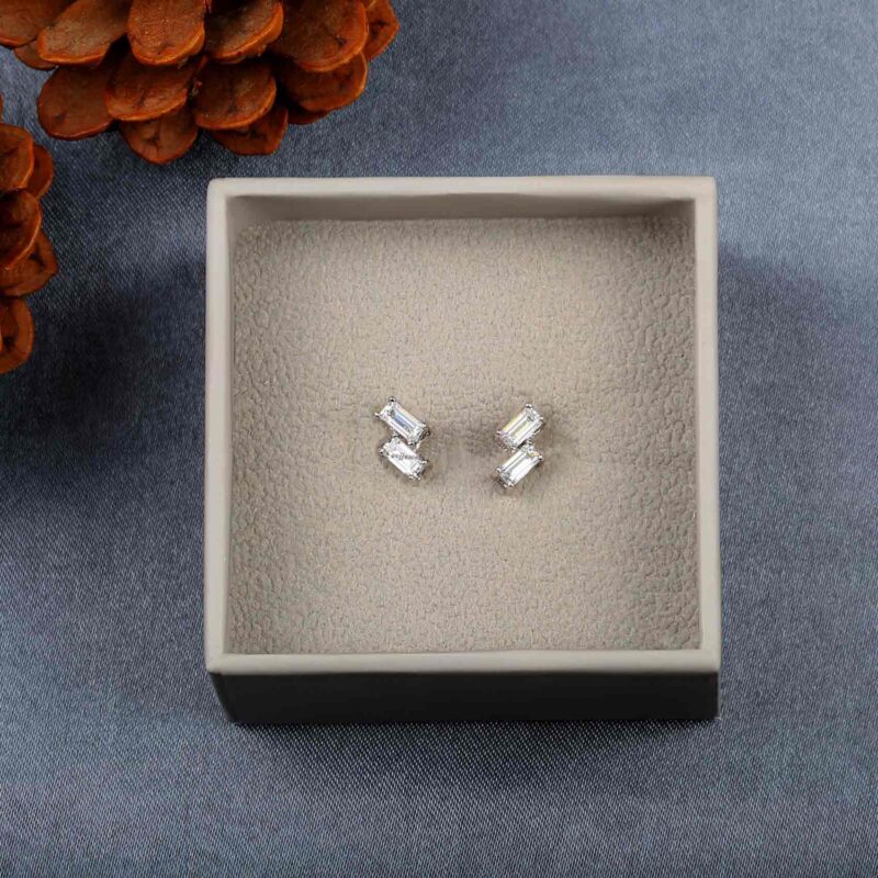 Silver swarovski trendy earring