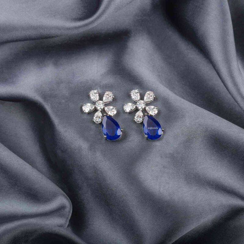 Silver swaroaski trendy earring