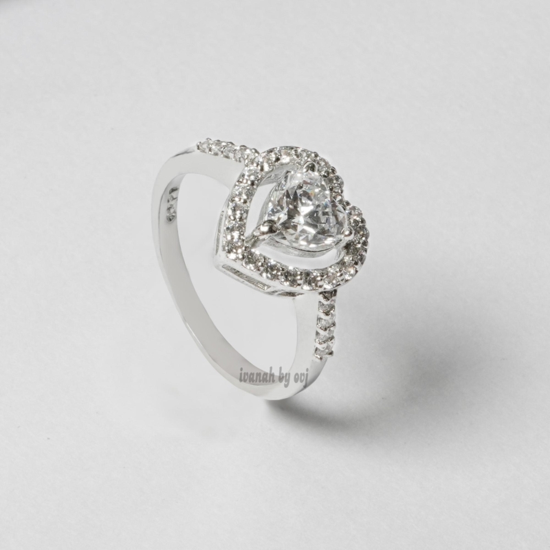 Silver Round Shape Solitaire Ring