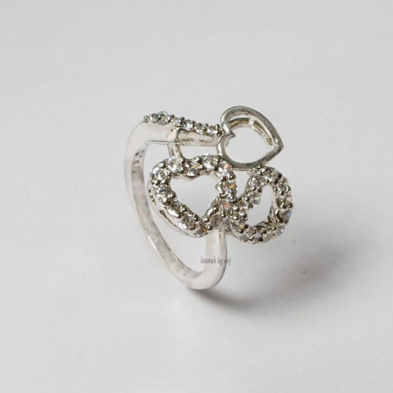 Silver Swaroaski Heart Ring